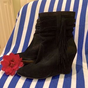 Cute INC Fringy Bootie, Black Suede !!